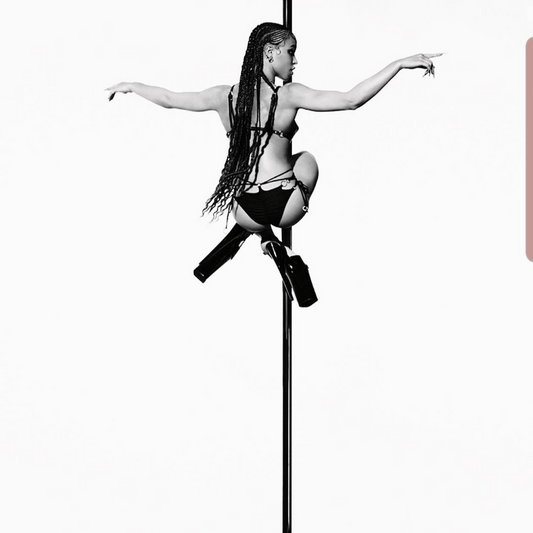 POLE DANCING